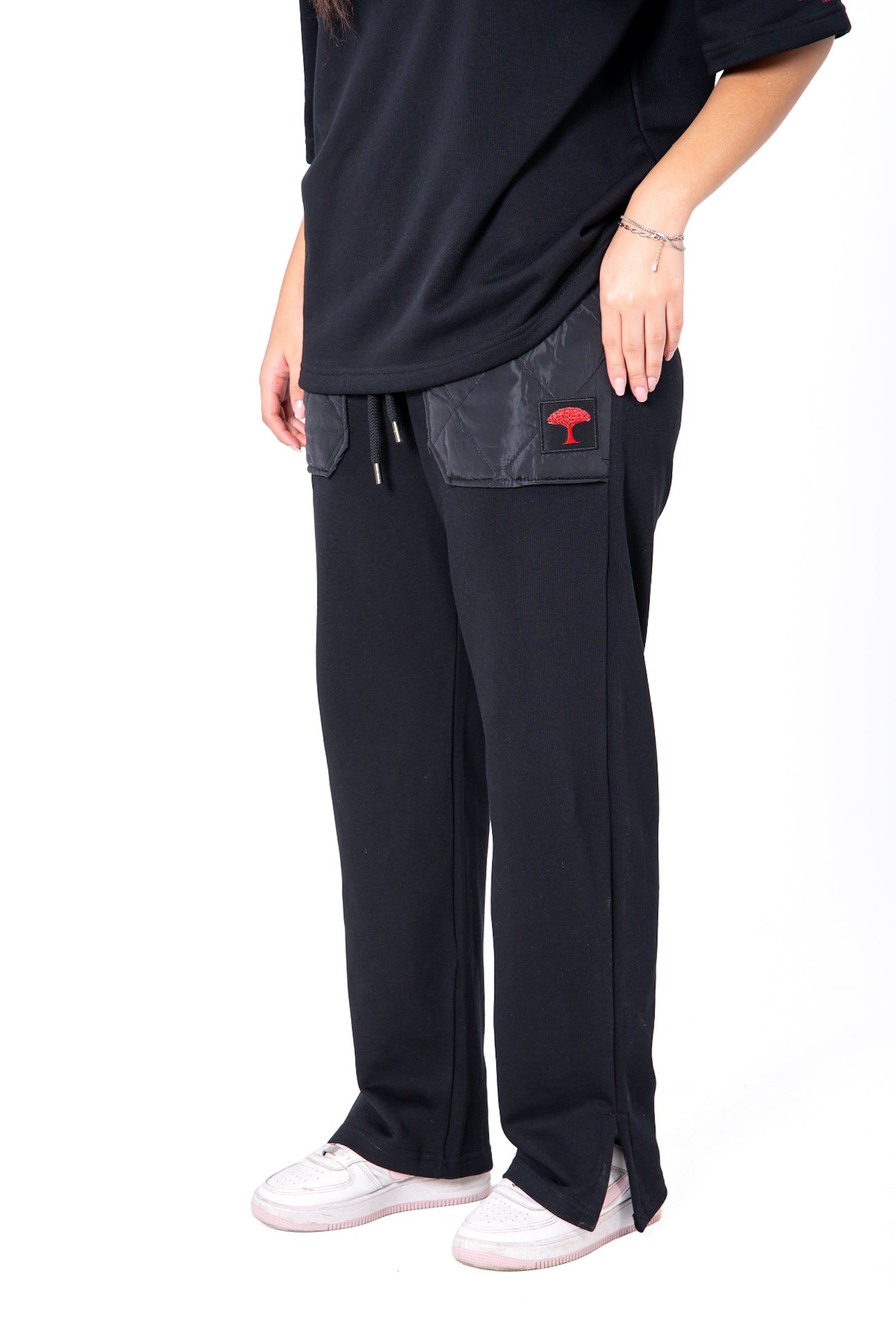 The Lineage Sweatpants (Black)